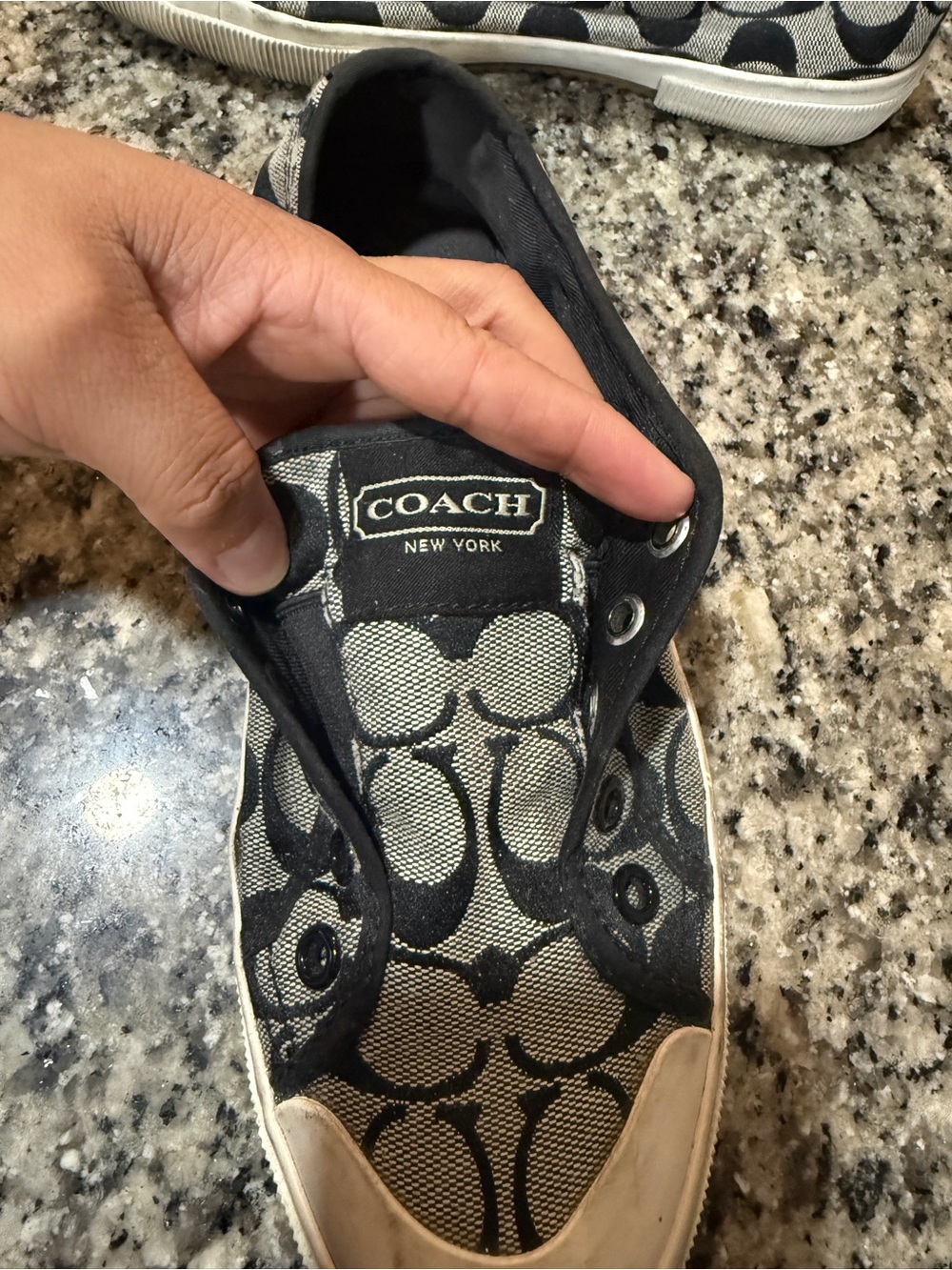Coach Womens 8.5 Slip-On Signature Canvas Sneakers in Black/Gray